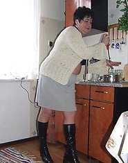 Chubby amateur housewife shows it all